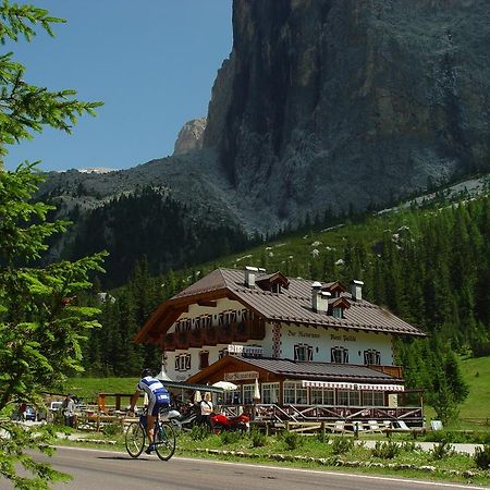 Rifugio Monti Pallidi Канацеї Екстер'єр фото